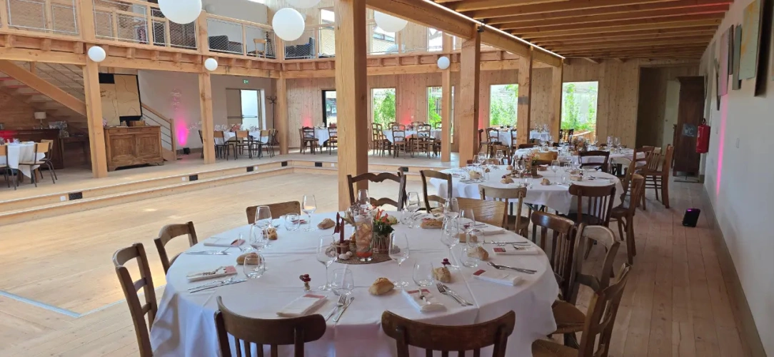 Photos 2 - Agricole - Tiers lieu à louer ou à vendre pour activité restauration / évènementiel (42 LOIRE)