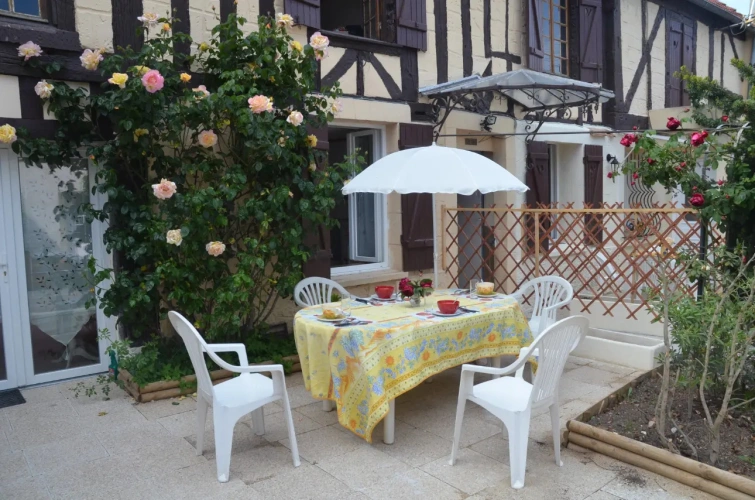 Photos 2 - Touristique - Ensemble immobilier de caractère prêt pour l’exploitation immédiate