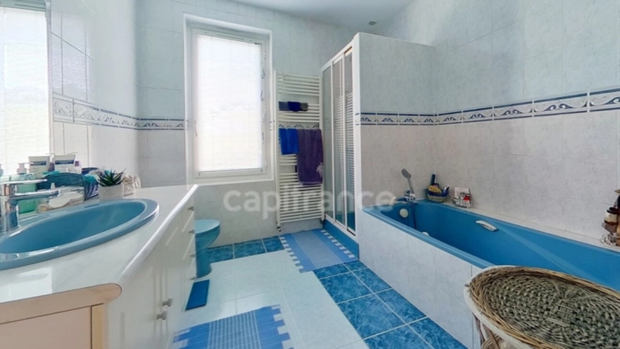 Photos 8 - Prestige - Maison de 223m2, 3 chambres, piscine, dépendances à BEAUPUY (47)