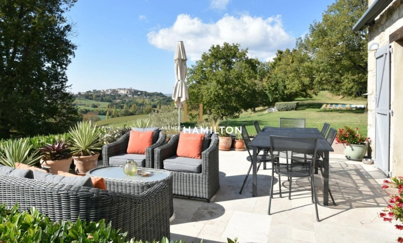 Photos 9 - Equestrian - Estate