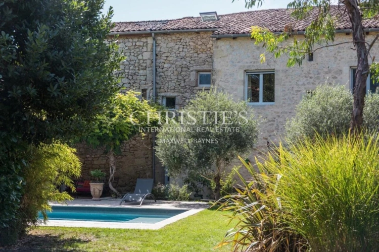 Photos 3 - Touristique - Belle maison de village avec gîte, grand jardin, cuisine d’été et piscine