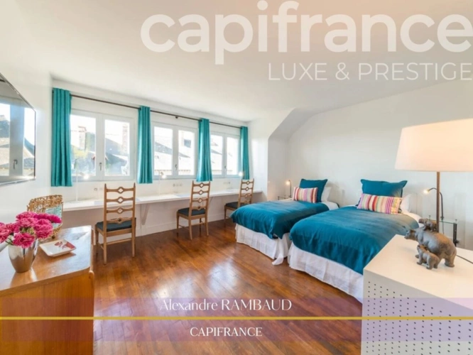 Photos 4 - Prestige - Propriété à vendre 17 pièces en plein centre de DOL DE BRETAGNE (35) - proche de Saint Malo