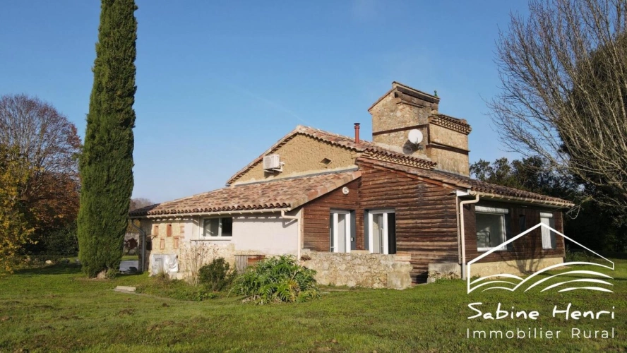 Photos 12 - Touristique - Belle propriété de 5 chambres avec pool house aménagé sur 1