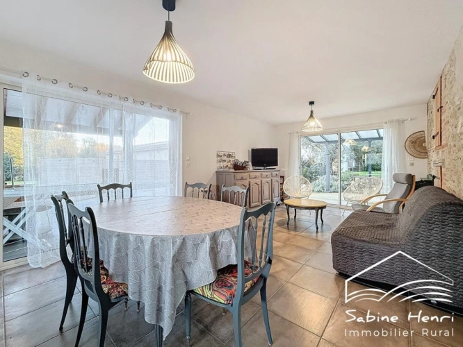 Photos 16 - Touristique - Belle propriété de 5 chambres avec pool house aménagé sur 1