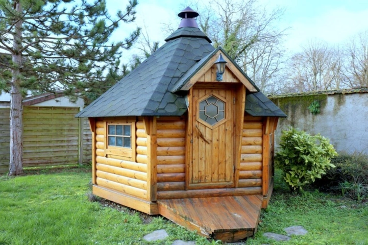 Photos 5 - Rurale - Dpt Marne (51), à vendre BISSEUIL Un ensemble de 4 gîtes en excellent état dont 12 chambres. Avec terrain et petite salle