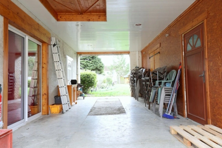 Photos 28 - Rurale - Dpt Marne (51), à vendre BISSEUIL Un ensemble de 4 gîtes en excellent état dont 12 chambres. Avec terrain et petite salle