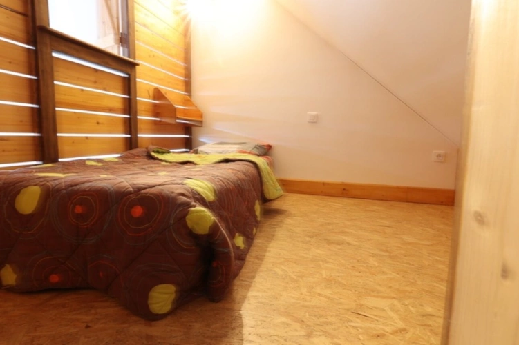 Photos 29 - Rurale - Dpt Marne (51), à vendre BISSEUIL Un ensemble de 4 gîtes en excellent état dont 12 chambres. Avec terrain et petite salle