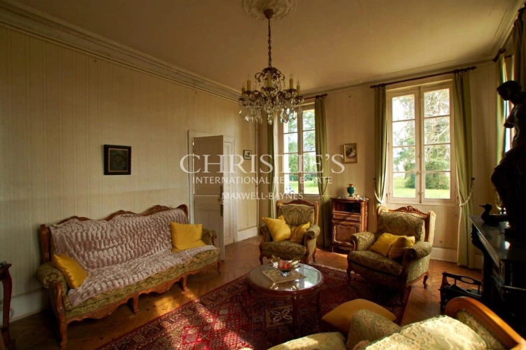 Photos 4 - Viticole - Propriété viticole de 5.5 hectares sur Saint-Émilion - Voisin de Grand Cru Classé