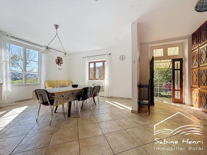 Photos 9 - Prestige - Superbe propriété composée de 3 habitations distinctes sur pr