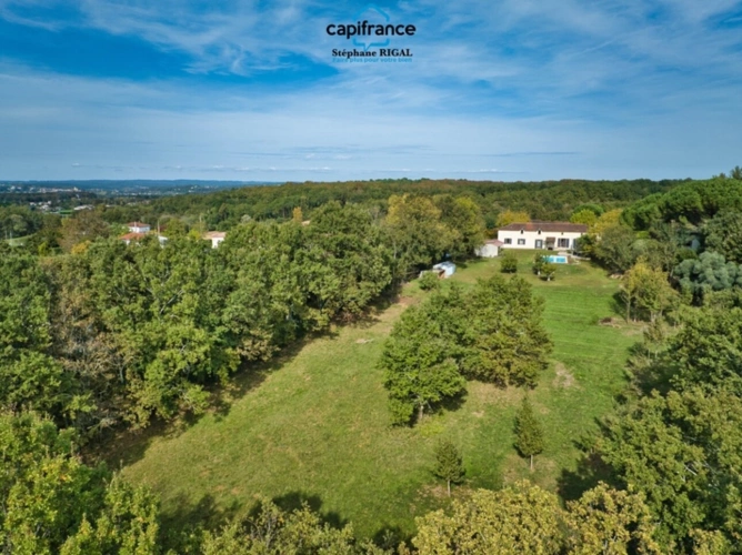 Photos 23 - Prestige - Propriete à vendre 9 pièces MONTAYRAL (47) 190m2 habitables sur terrain de 6689m2 avec piscine