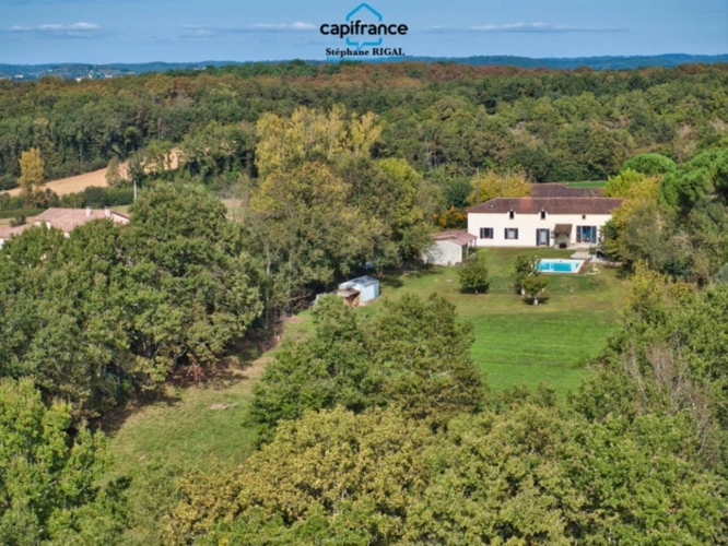 Photos 26 - Prestige - Propriete à vendre 9 pièces MONTAYRAL (47) 190m2 habitables sur terrain de 6689m2 avec piscine