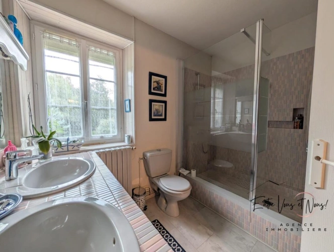 Photos 9 - Touristique - DEUX MAISONS EN PIERRE SUR PLUS D'UN HECTARE