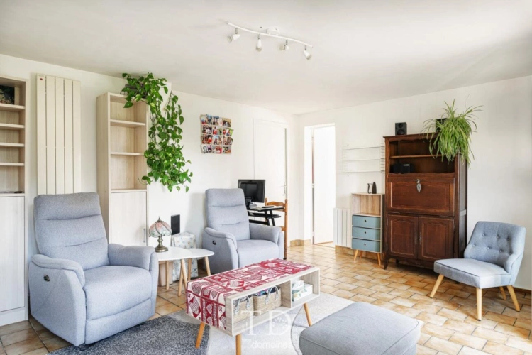 Photos 8 - Rurale - Pavillon de plain-pied   Terrain 2 300 m2   Secteur Bellevil