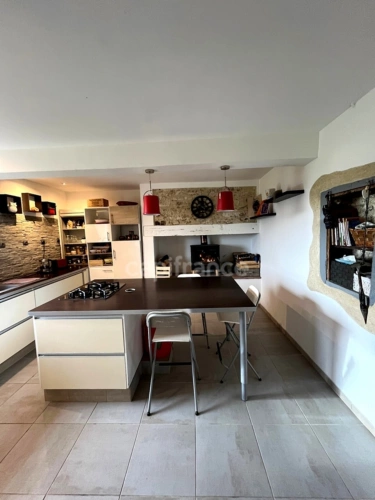 Photos 10 - Prestige - Domaine à vendre avec vue exceptionnelle à 360°, composé d'une bergerie réhabilitée, puis d'une grange et d'un kiosque à restaurer, sur 2,9 ha de terrain à LECTOURE (32)