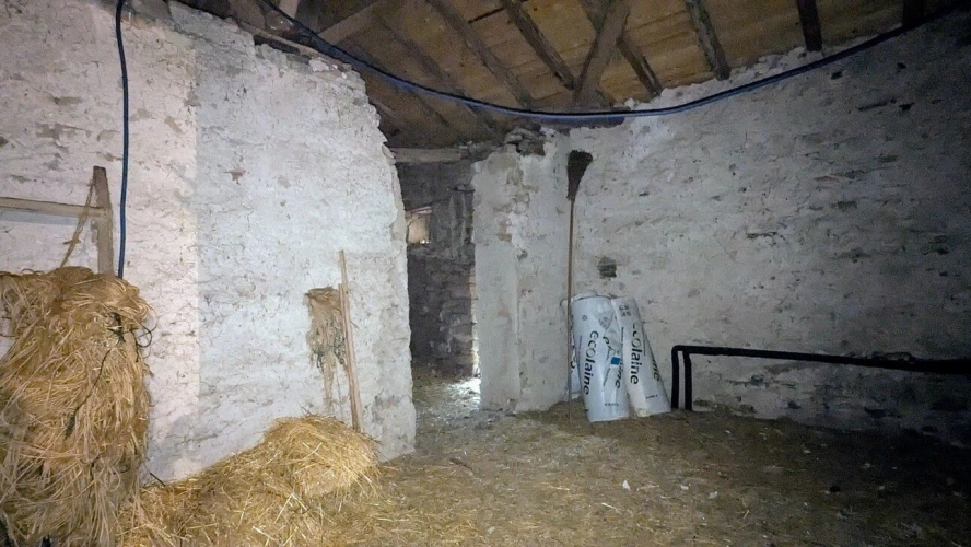 Photos 10 - Rural - Character property