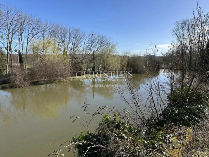 Photos 14 - Prestige - Ancien Château de caractère avec 3 hectares, petit vignoble d'agrément en AOC Lussac St Emilion. De nombreuses dépendances