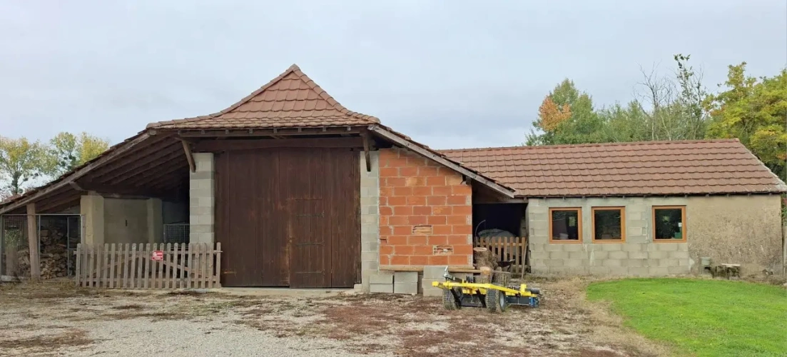 Photos 11 - Équestre - Propriété équestre opérationnelle sur 2,2 ha