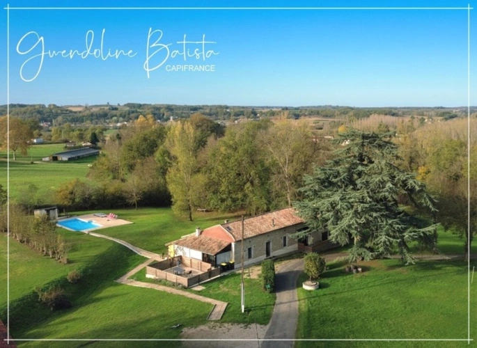 Photos 4 - Prestige - Superbe propriété composée d'une Maison Principale et de 3 Gîtes - Terrain 1,9Ha avec Piscine