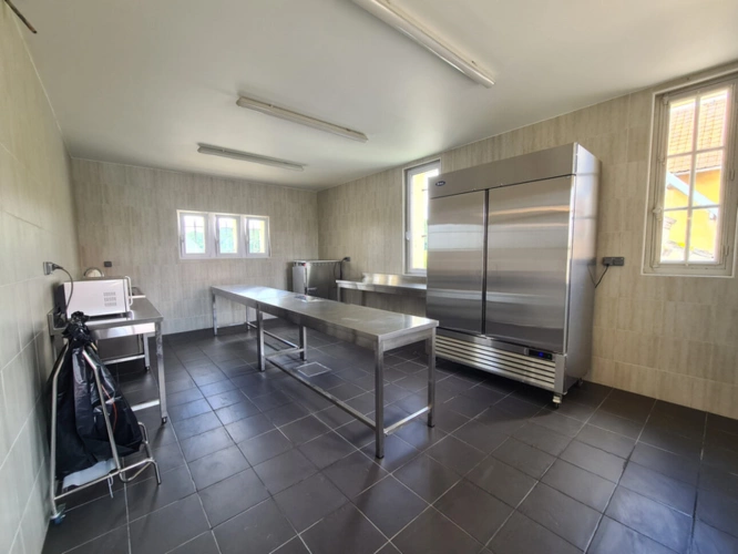 Photos 9 - Prestige - CHAMIGNY (77) à vendre murs et fonds d'un domaine de réception en activité