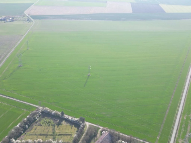 Photos 8 - Agricultural - Single-unit cereal farm - 186 hectares - Champagne Berry - 1