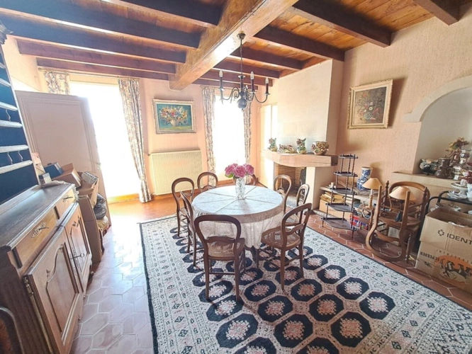 Photos 5 - Prestige - Propriété de caractère avec dépendances