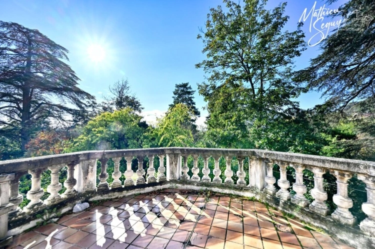 Photos 28 - Prestige - Découvrez l'élégance intemporelle de cette Maison de Maître d'exception à rénover