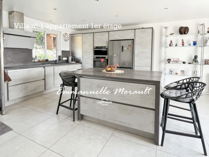 Photos 9 - Prestige - Villa avec piscine à BAGNOLS EN FORET (83)