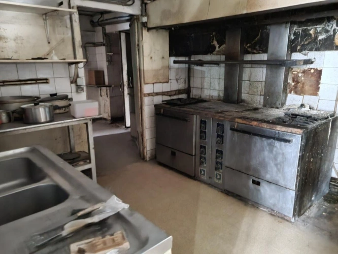 Photos 15 - Rurale - Ancien HOTEL RESTAURANT à restaurer entiérement