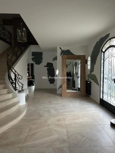 Photos 8 - Prestige - Propriété de rêve en bord de Seine, ponton privé, piscine