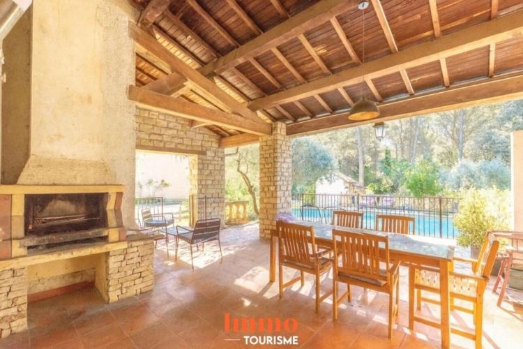 Photos 11 - Tourist - Domaine avec gîtes et maison principale à Grans, en Provence