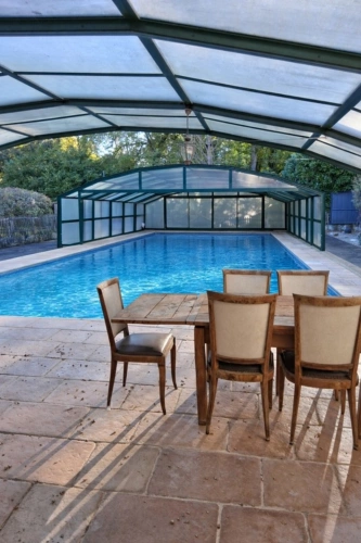 Photos 2 - Équestre - THENON (24)A vendre, Propriété composée de deux maisons sur 5.5 ha de prés (possibilité haras) et de bois