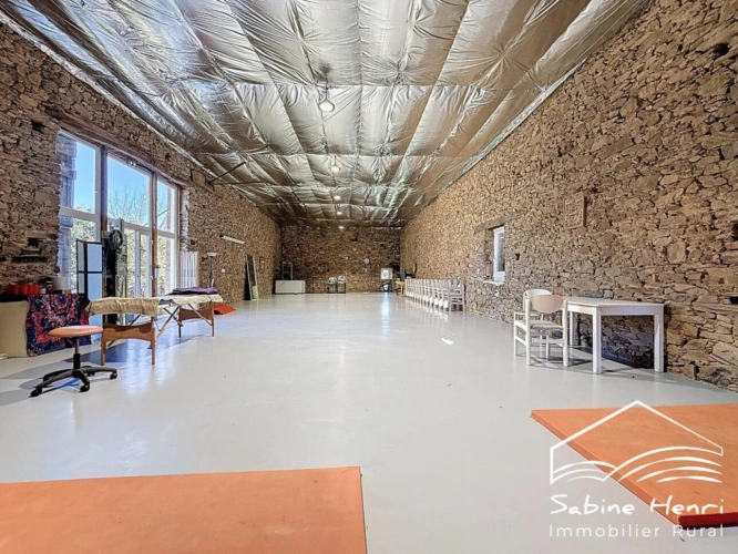 Photos 28 - Touristique - Superbe propriété composée de 3 habitations distinctes sur pr