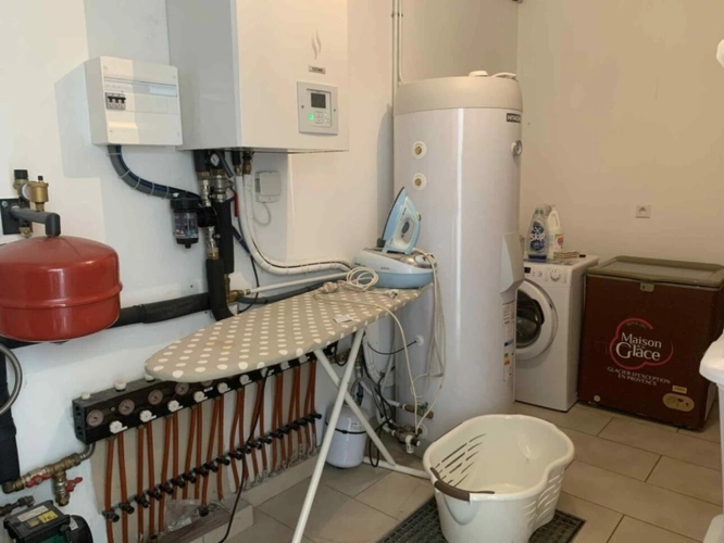 Photos 10 - Prestige - Maison avec studio indépendant et piscine chauffée – 2300 m² de terrain – CHABESTAN (05)