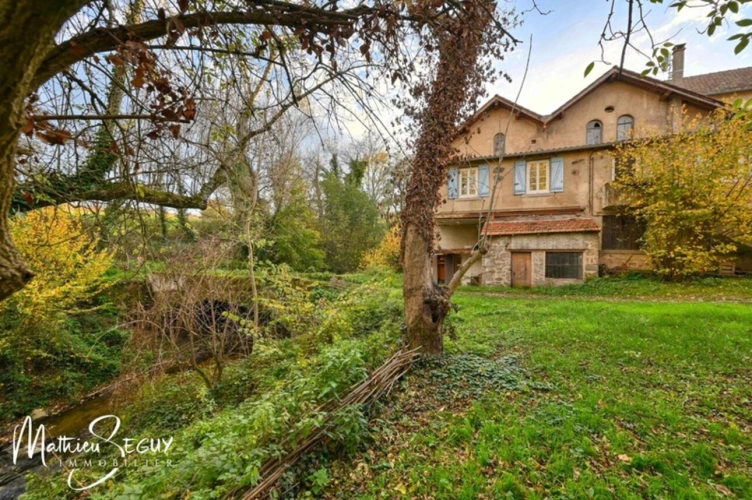 Photos 71 - Touristique - Ancien Moulin sur 1,3 Ha de terrain à MESSIMY (69)