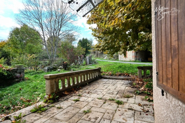 Photos 57 - Touristique - Ancien Moulin sur 1,3 Ha de terrain à MESSIMY (69)