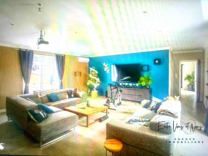 Photos 10 - Équestre - Propriété équestre avec carrière, paddocks et boxes sur prè