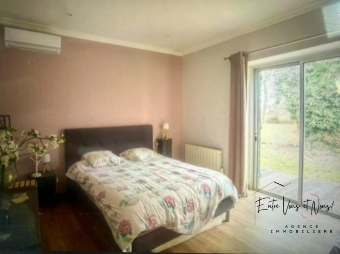 Photos 11 - Équestre - Propriété équestre avec carrière, paddocks et boxes sur prè