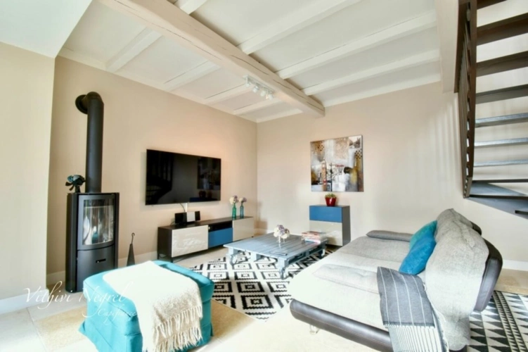 Photos 8 - Prestige - Villa rénovée avec piscine et garage à vendre, MOURIES (13)