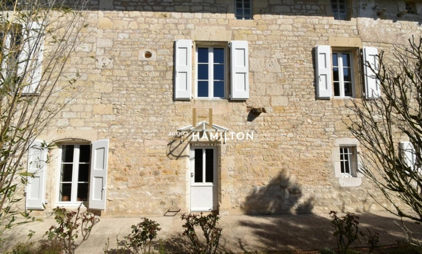 Photos 2 - Prestige - Maison de maître