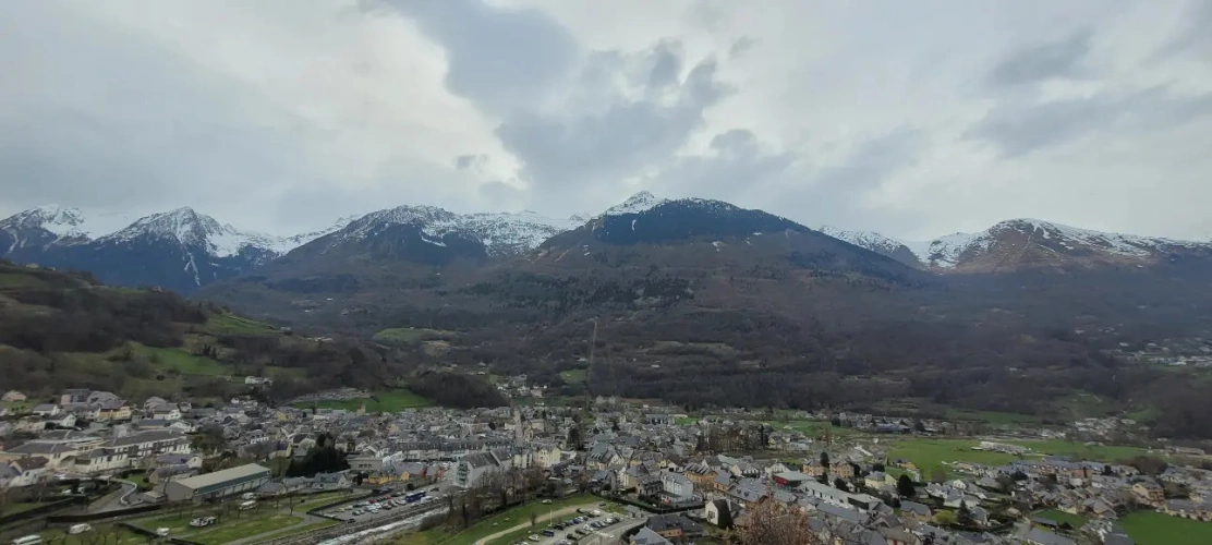 Photos 2 - Tourist - Tourist area with large reception capacity in the mountains