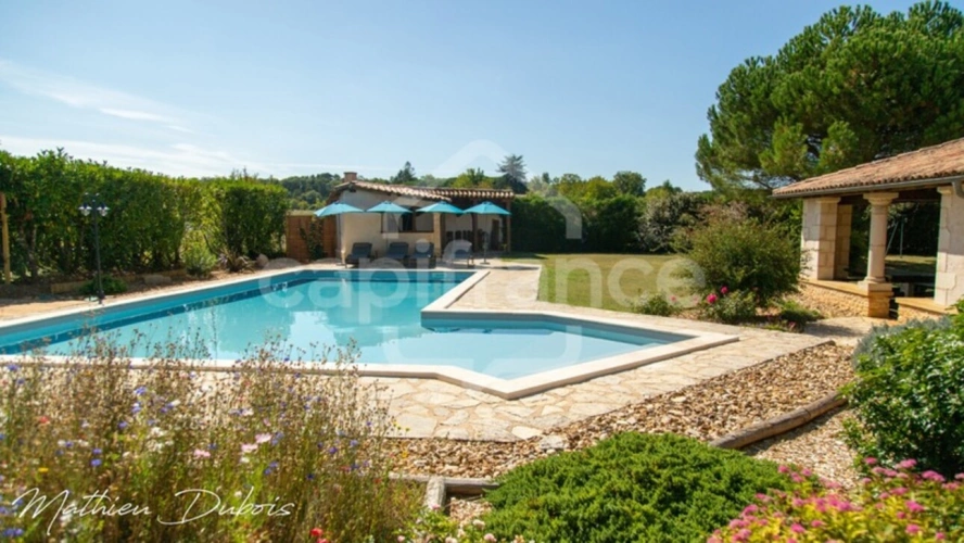 Photos 4 - Prestige - Domaine de caractère du XVIIᵉ siècle rénové - Propriété de charme avec piscine et parc arboré - Entre Périgueux et Bergerac
