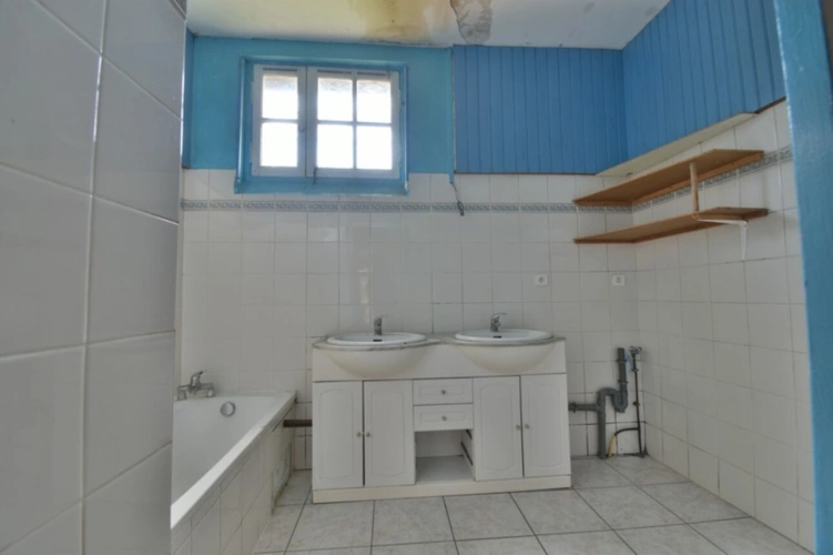 Photos 10 - Rurale - Dpt Lot et Garonne (47), à vendre DAMAZAN corps de ferme en pierres  275m2 maison, grange, maison de palefrenier