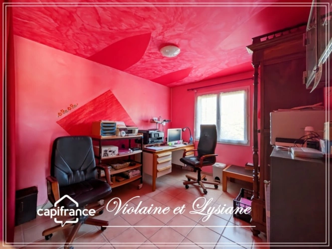 Photos 11 - Tourist - Single-Storey Villa with Pool, Guest Units and Large Garden – South of France Introduction