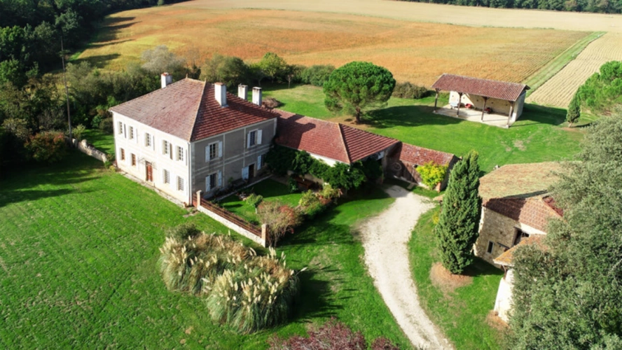 Photos 1 - Rurale - Propriété à vendre 9 pièces RIGUEPEU (32) - 315 m2 - 1,9 hectares