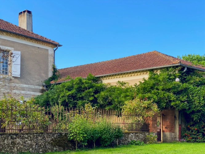 Photos 31 - Rurale - Propriété à vendre 9 pièces RIGUEPEU (32) - 315 m2 - 1,9 hectares