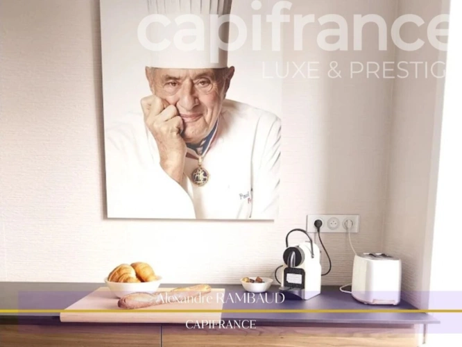 Photos 2 - Prestigious - Property for sale, 17 rooms, in the center of Dol-de-Bretagne (35)