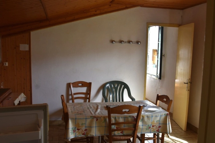 Photos 13 - Rurale - Dpt Charente Maritime (17), Ile d'Oléron, à vendre Ensemble immobilier, 6 pièces, dépendances, sur 1456 m², proche de st pierre d'Oléron