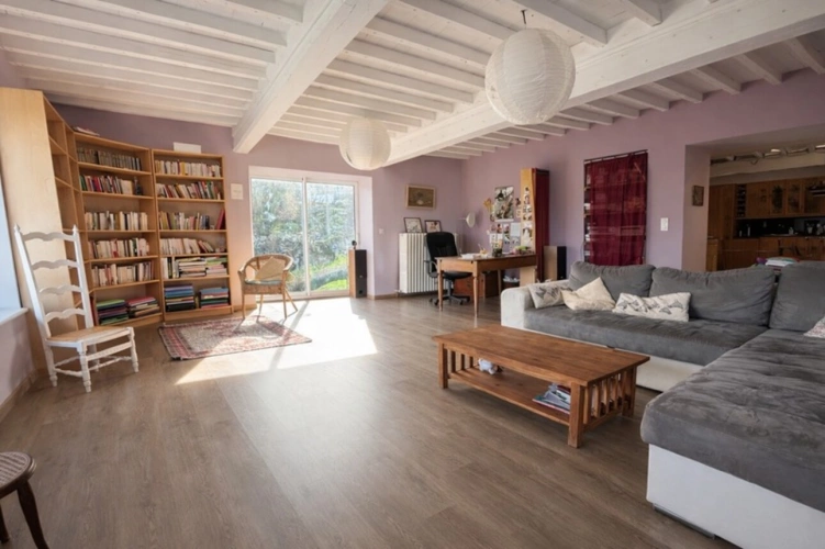 Photos 13 - Rurale - Ferme rénovée 205 m² – 6 chambres – terrain 16 000 m² – géothermie – vue – Montromant (69)