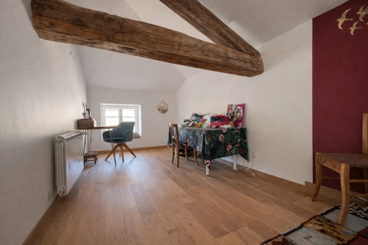 Photos 17 - Rurale - Ferme rénovée 205 m² – 6 chambres – terrain 16 000 m² – géothermie – vue – Montromant (69)