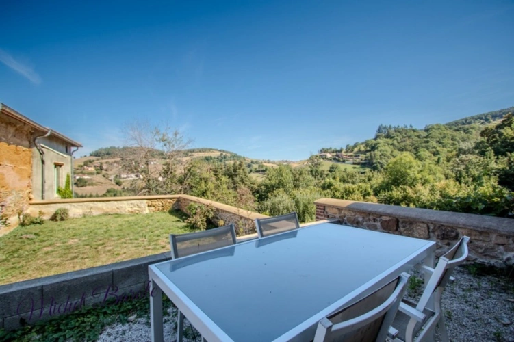 Photos 20 - Rurale - Ferme rénovée 205 m² – 6 chambres – terrain 16 000 m² – géothermie – vue – Montromant (69)